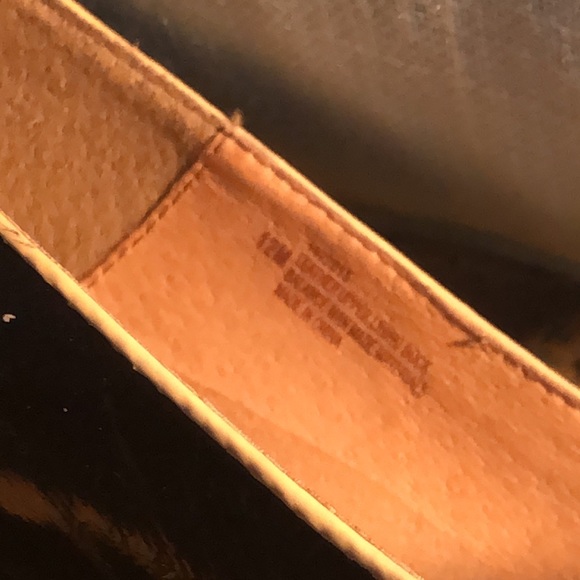 Sofft Patent Leather Pumps - Picture 5 of 9